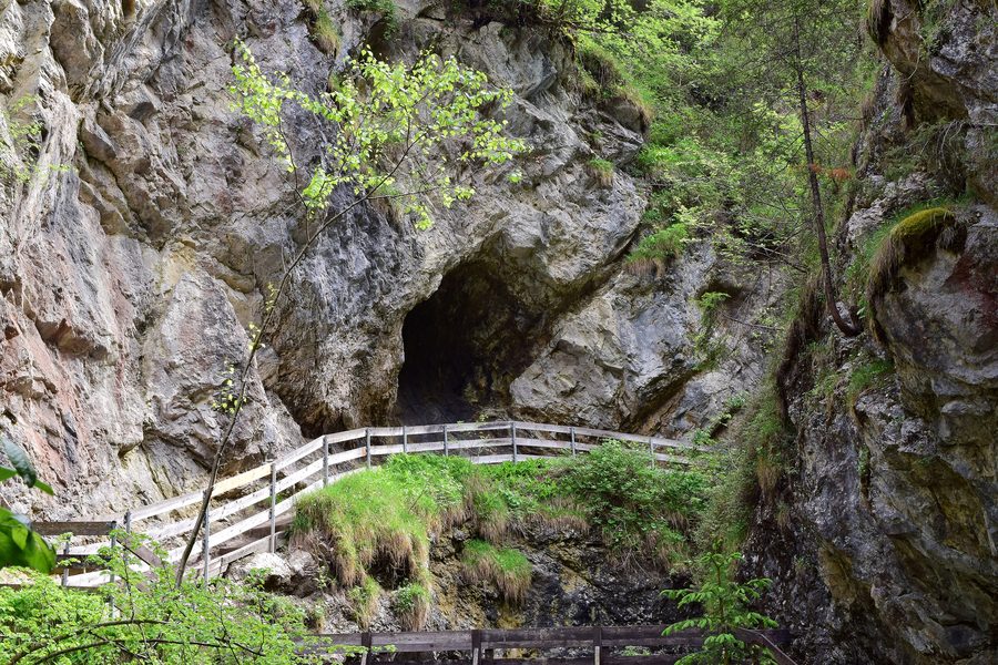 Rocky Rosengartenschlucht with hiking trail and alpine vegetation near Imst
