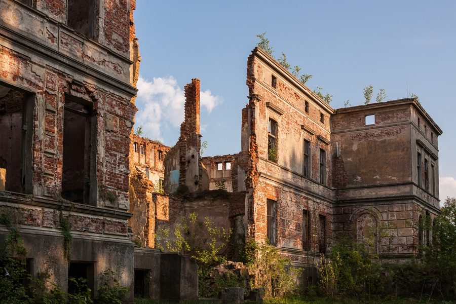 Ruins of the palace in Wicimice