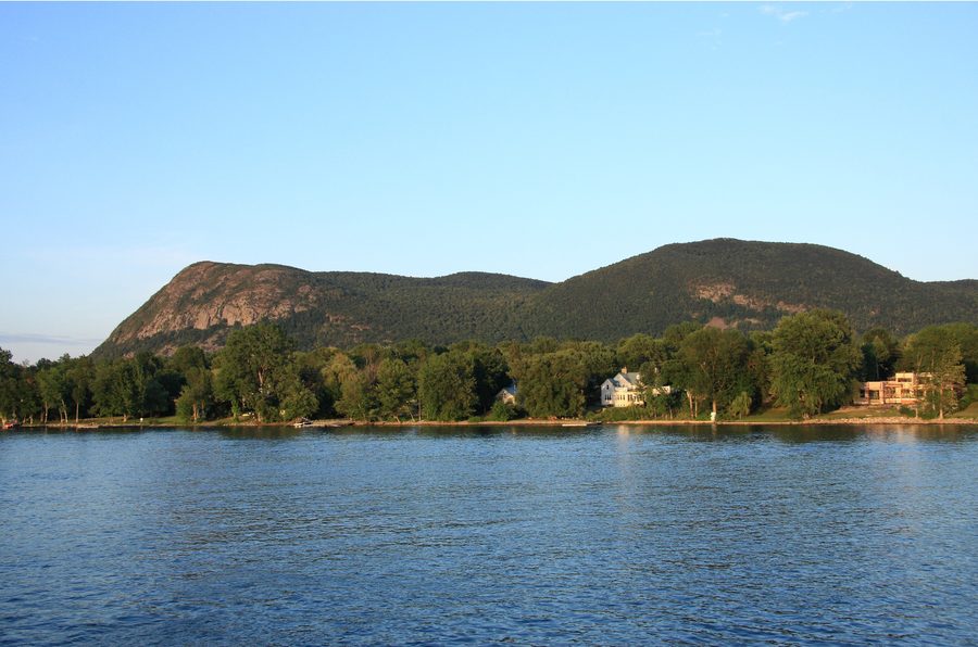 The Richelieu with Mont-Saint-Hilaire in the background in Québec