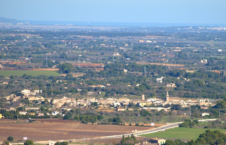 Biniali village seen from Puig de Son SeguÃ, Santa Eugènia