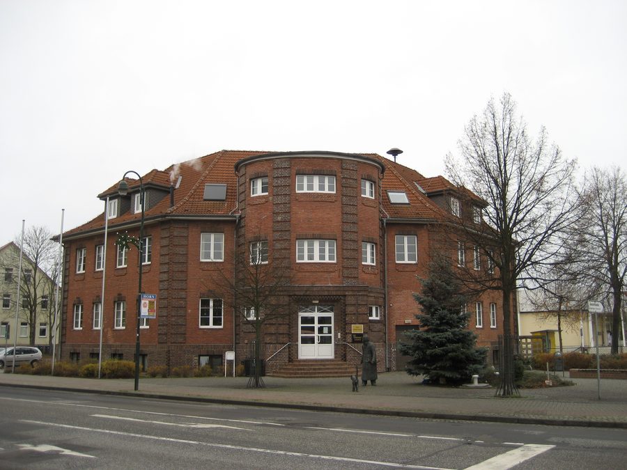 Building of the Löcknitz-Penkun district administration in Löcknitz from the southeast