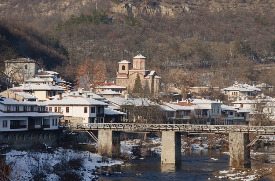 Houses in the Asenova Mahala district on the Yantra in Veliko TÅrnovo