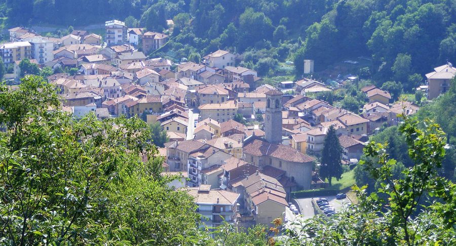 Panorama of Tollegno seen from the Randolina trail