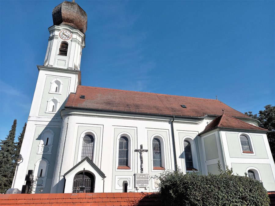 Exterior view of the filial church of St. Stephan in Landsham