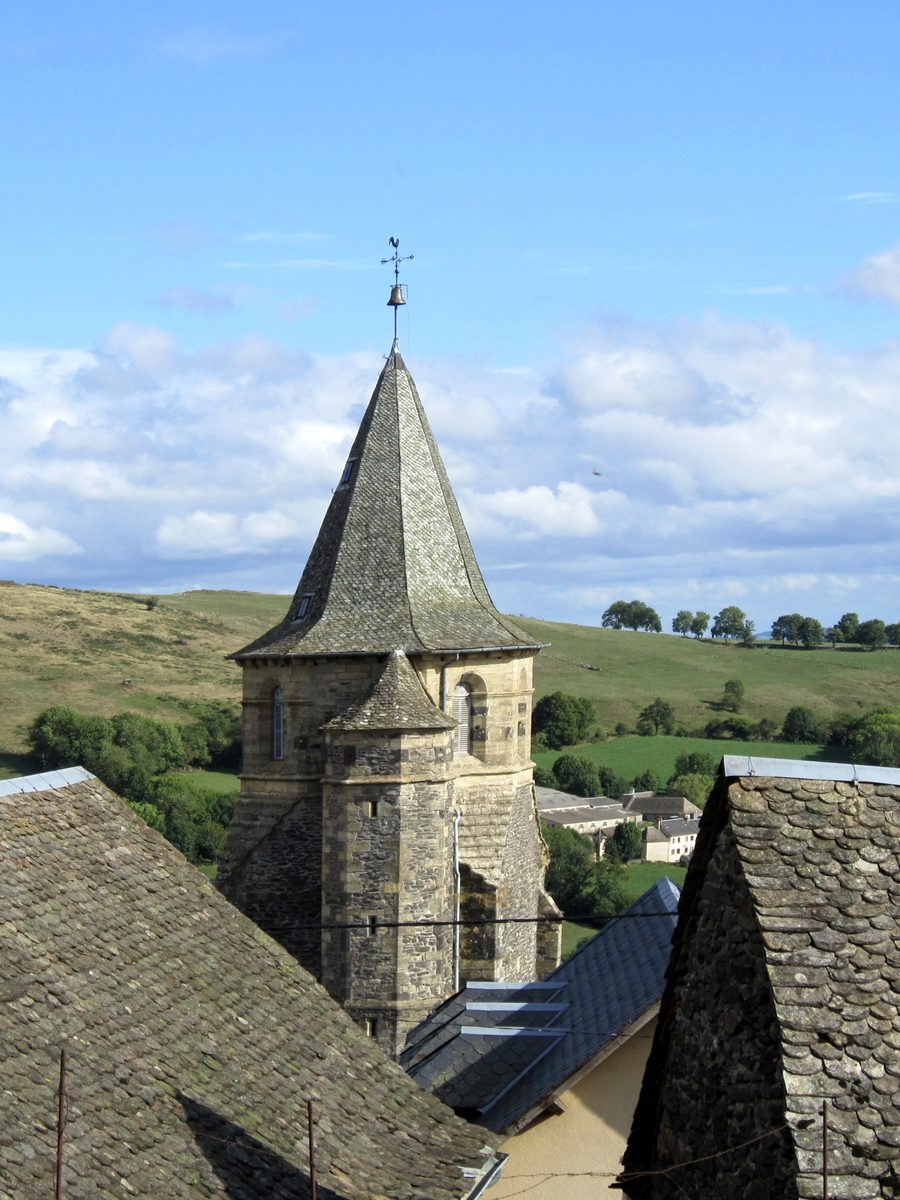 Exterior view of the church of Saint-Laurent in Prades-d'Aubrac