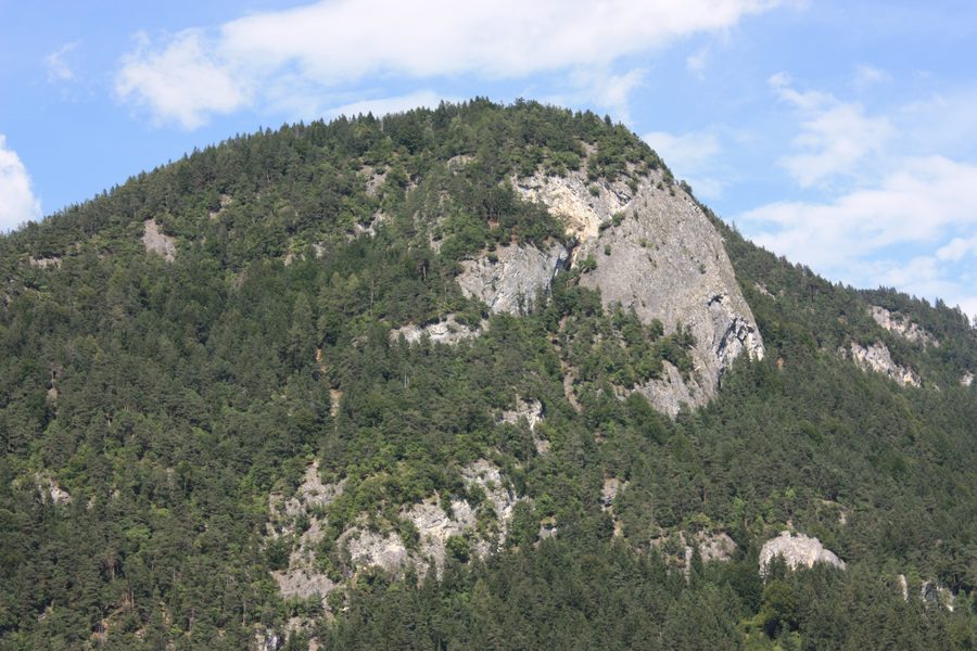 The striking Pleschwand rock formation near Weißenstein in Carinthia