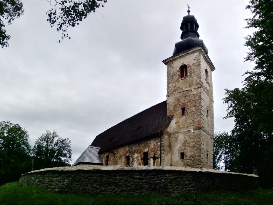 Church of Saint Lawrence in the village of Klenà in the Český Krumlov District
