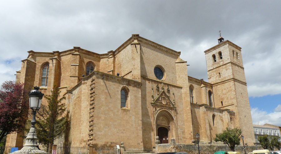 View of the Collegiate Church of Santa María del Mercado in Berlanga de Duero