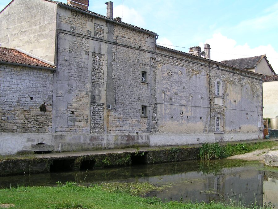 Moulin de Coulonges on the Antenne near Coulonges in Saint-Sulpice-de-Cognac