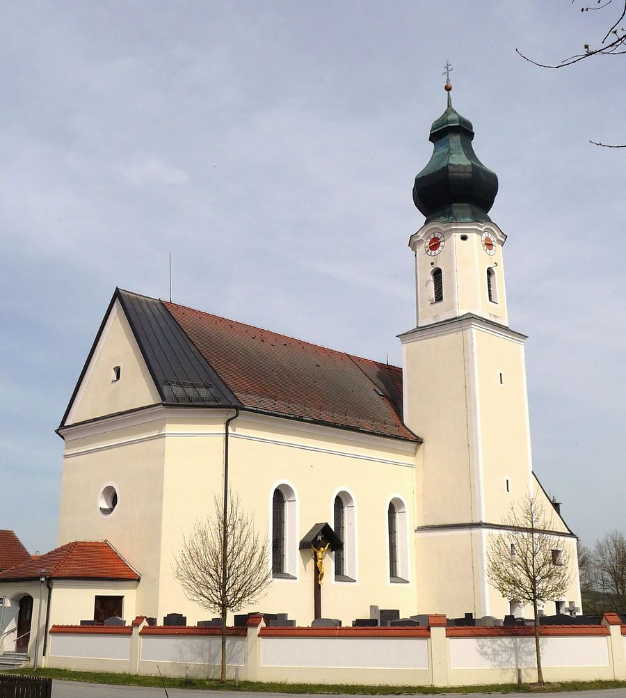 Parish church of St. Peter and Paul in Galgweis