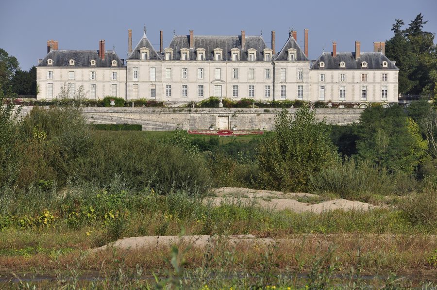 Château de Menars on the Loire in the Loir-et-Cher department