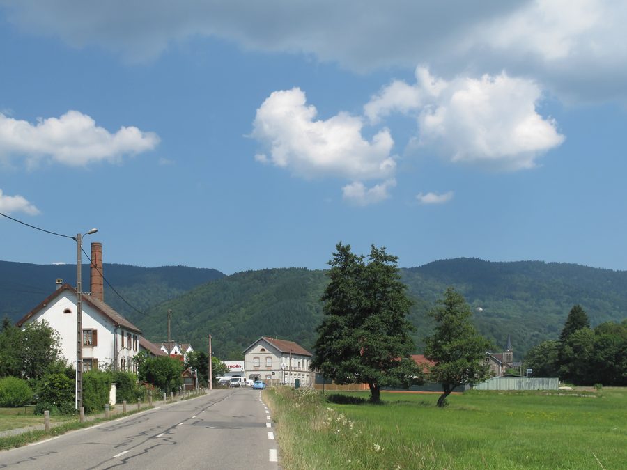 View of the Lepuix-Gy settlement in the valley