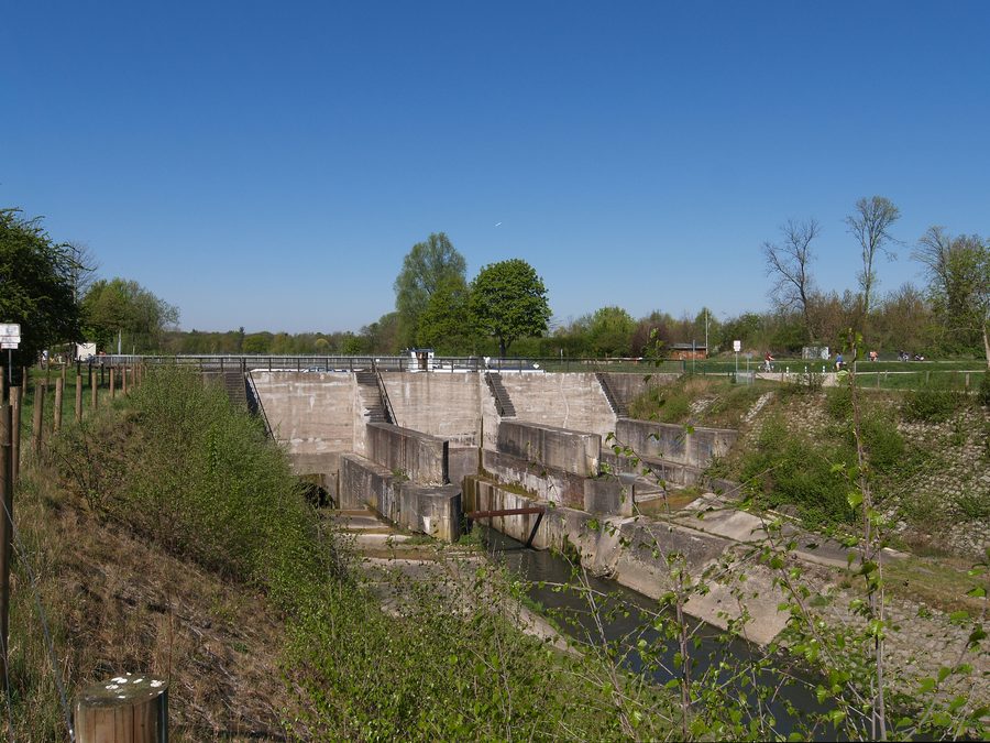 Emscher river passing beneath the Rhine-Herne Canal