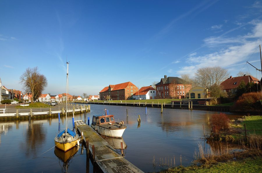 Overall view of the harbour of Tönning with historic buildings