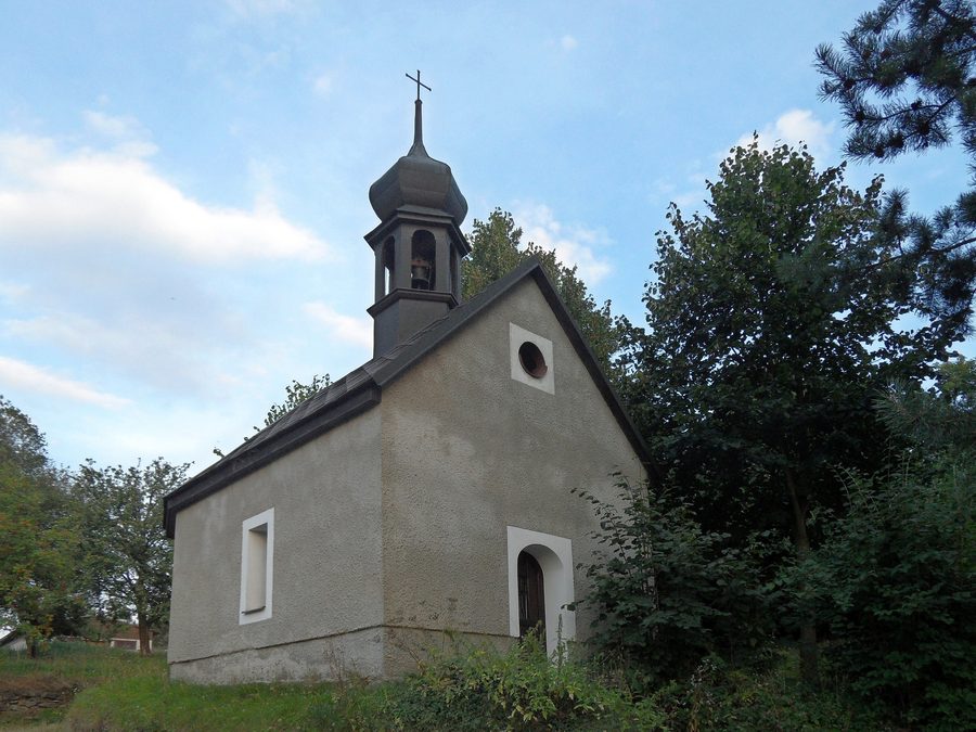 Chapel in Osikov, a district of Bratrušov, in the Okres Šumperk