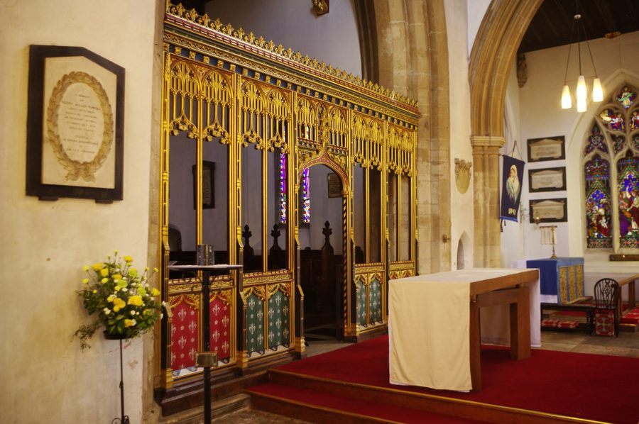 Interior of the parish church of Newport Pagnell