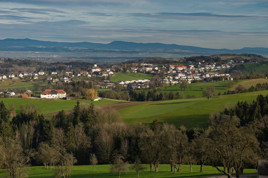 Overall view of the municipality of Allhartsberg from Sonntagberg