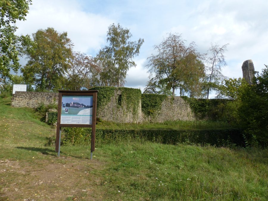 Ruins of Dollendorf Castle in Schloßthal