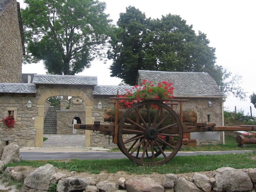 Via Podiensis route near Golinhac in Aveyron