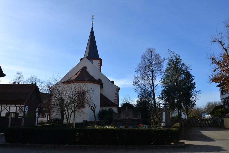 Church and war memorials in Kehl-Kork