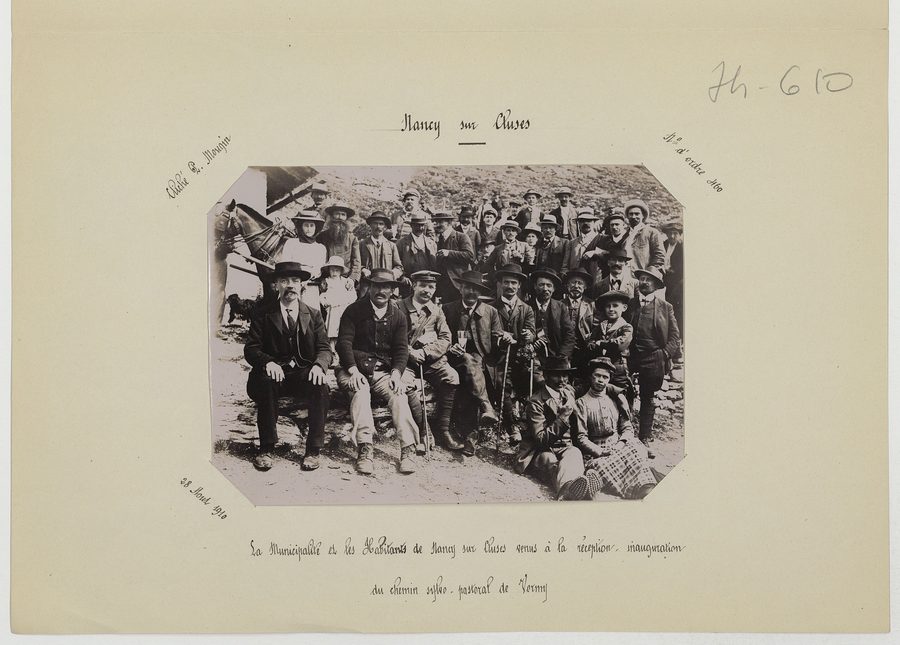 Mountaineers from Nancy-sur-Cluses gathered for the inauguration of the Vormy sylvo-pastoral path