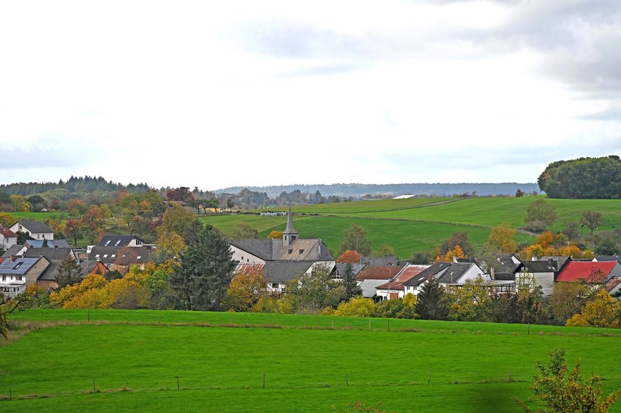 Plein, village center with filial church St. Jakobus
