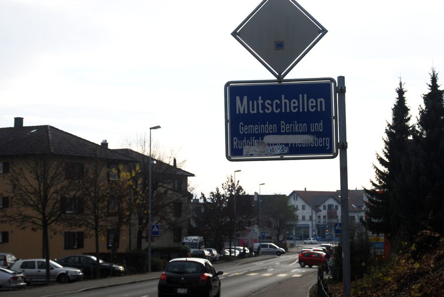 Mutschellen near Berikon and Rudolfstetten-Friedlisberg in the canton of Aargau