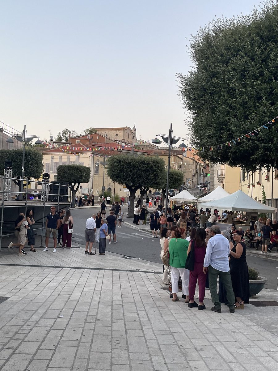 Piazza of San Giuliano del Sannio on the day of San Nicola