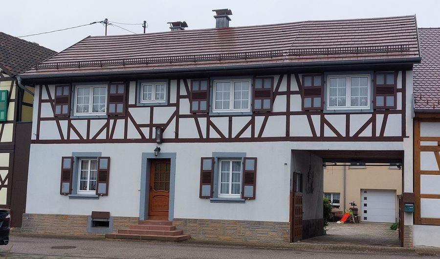 Half-timbered house at 2 Route du Rhin in Mothern