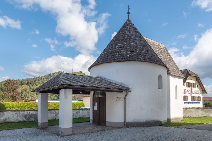 Ossuary with the Chapel of St. Michael at the St. Ruprecht cemetery in Völkermarkt