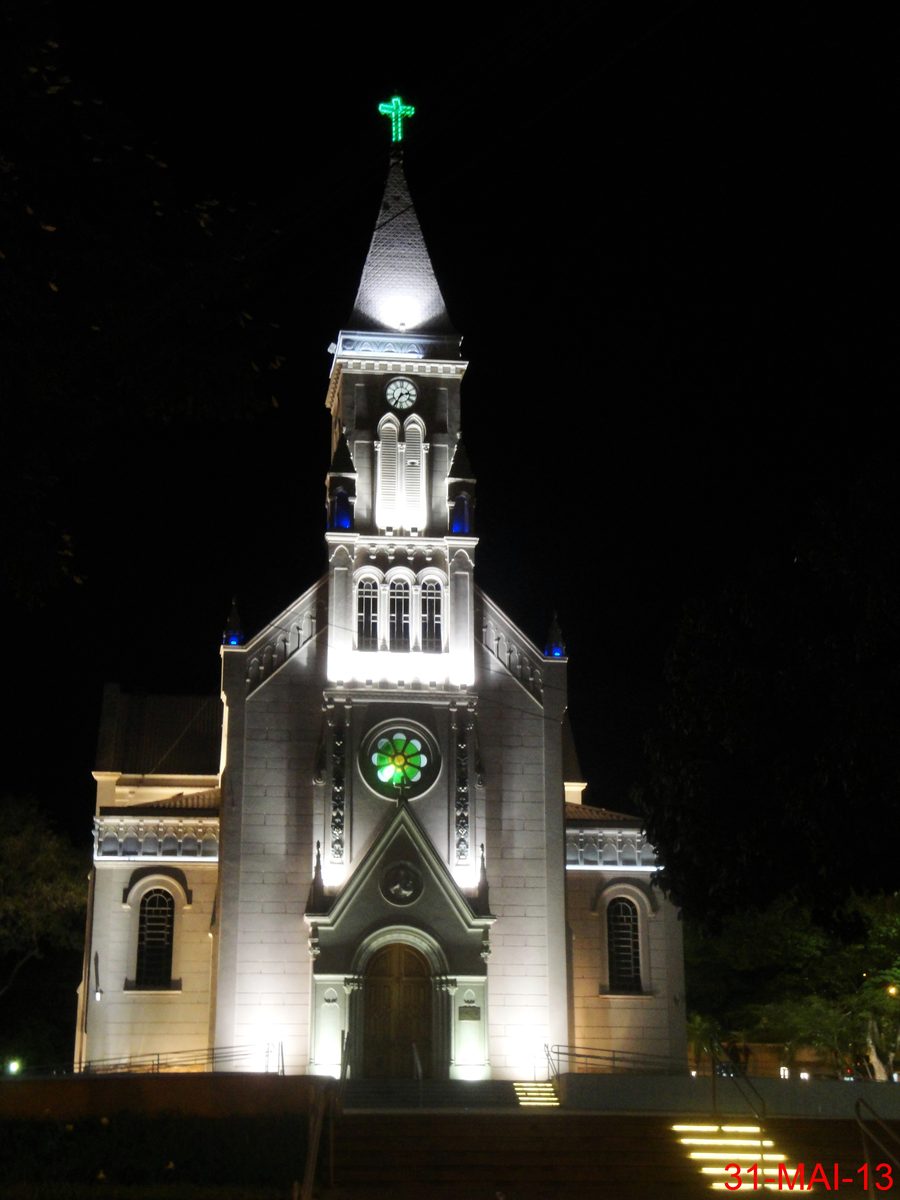 Matriz de São Domingos, a church in Catanduva