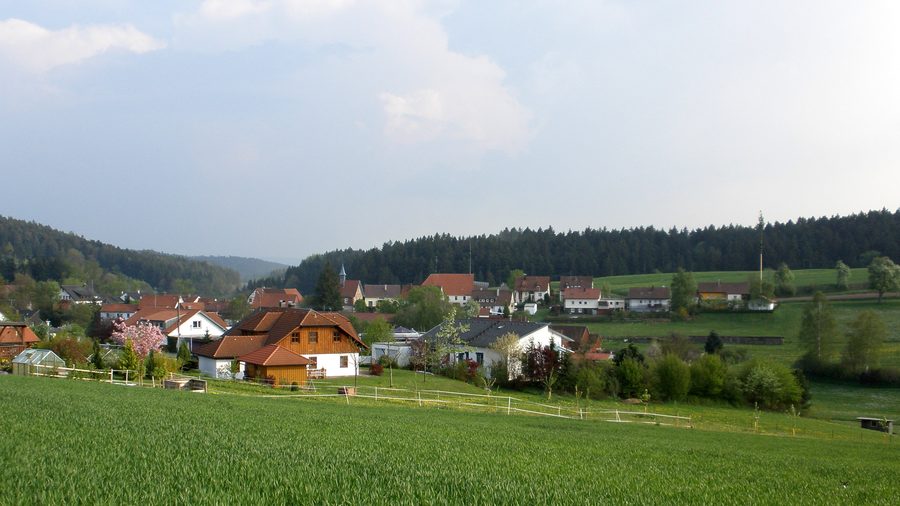 View of Birkenlohe, a district of Ruppertshofen in the Ostalbkreis