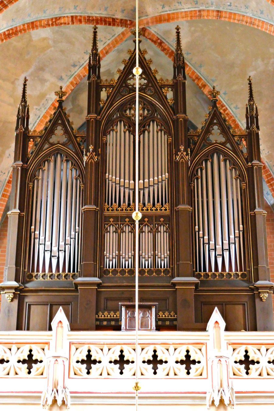 Organ in St. Peter's Church in Altentreptow