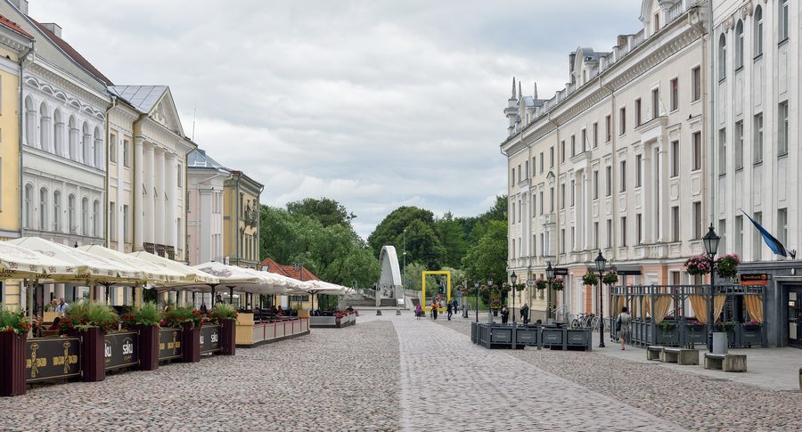 Town Hall Square in Tartu with a view of the Kaarsild bridge
