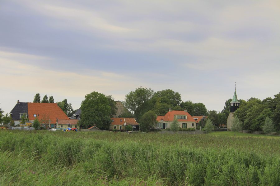 Gaast as seen from the Zeedijk in Friesland
