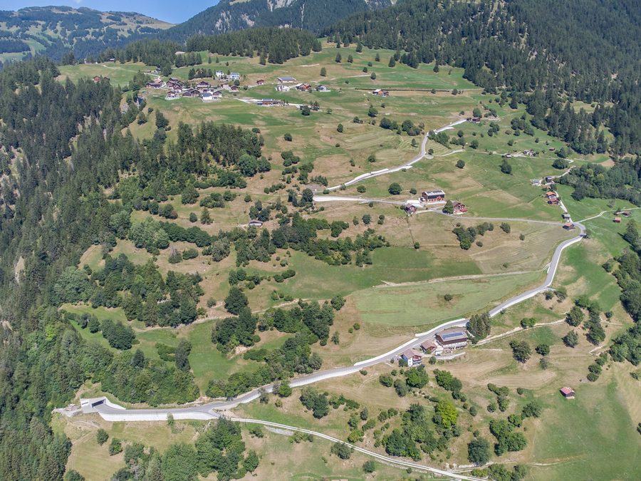 The village of Trans in the landscape of the Domleschg in Graubünden