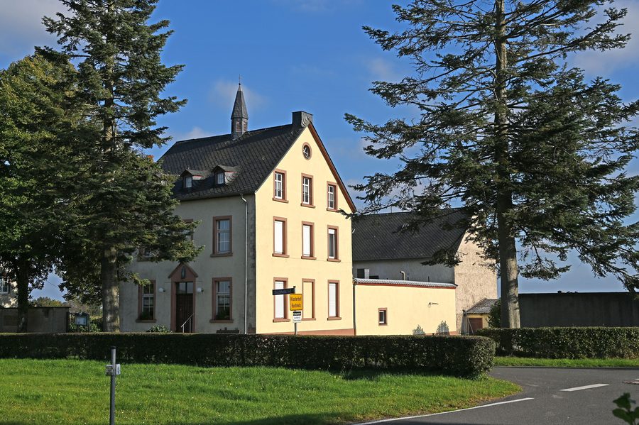 Buchholz in Pantenburg with former rectory and monastery from the northwest
