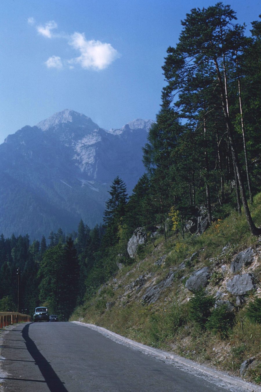 Gesäusestraße near Gstatterboden with the Großer Buchstein in Styria