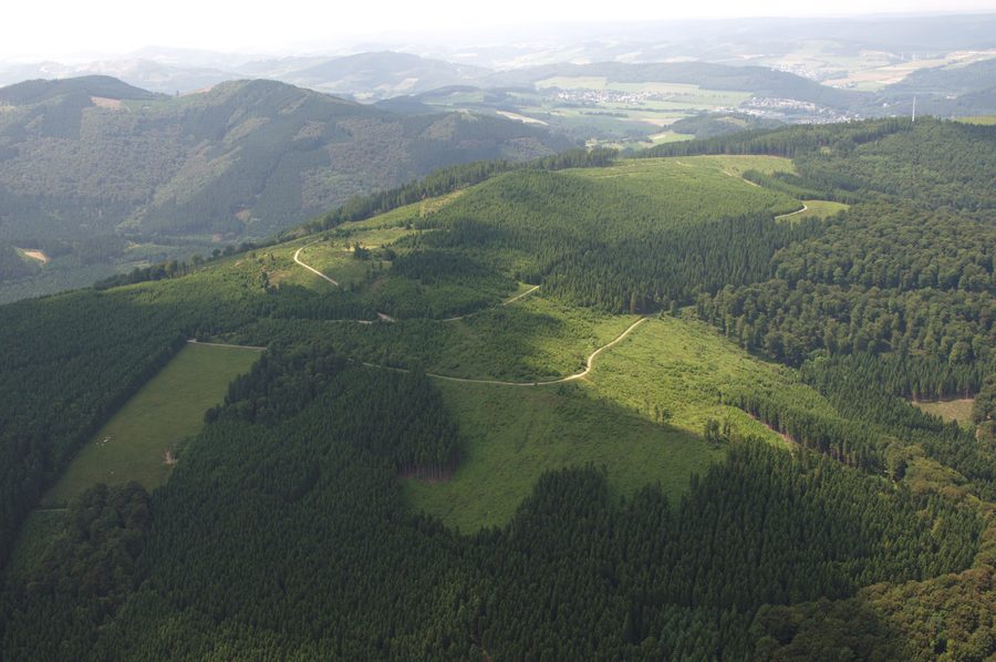 View of the Heidkopf and Olsberg mountains in the Sauerland