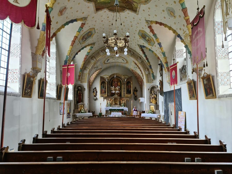 Interior of the parish church of St. Magnus in Huglfing