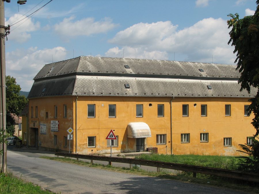 Little château in Kostelec u Kyjova