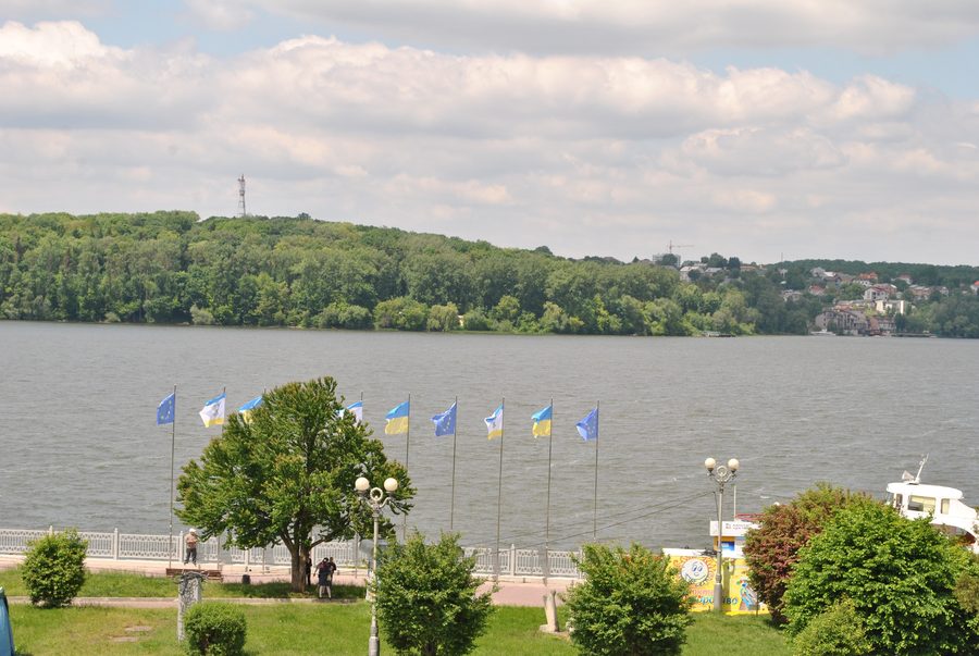 Ternopil pond of the regional landscape park «Zahrebellia» and Taras Shevchenko Park in Ternopil