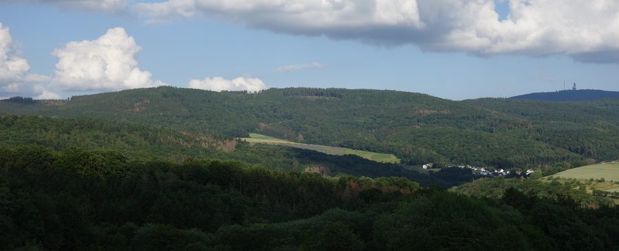 Windhain above Waldems-Wüstems, seen from Reinborn