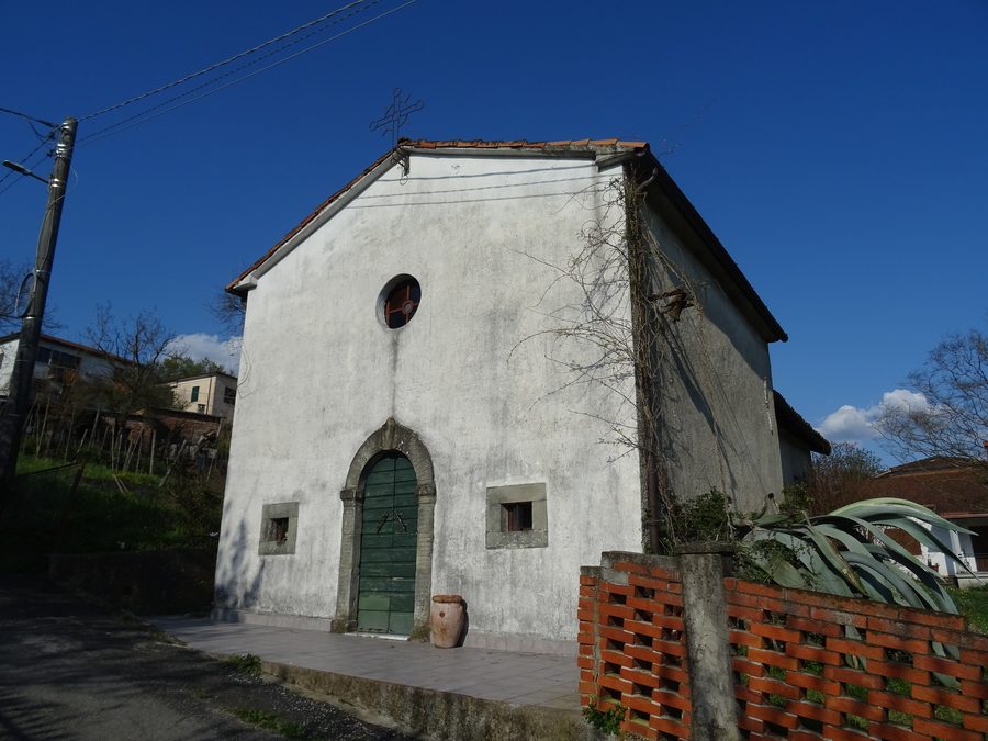 Oratory of the Most Holy Trinity in Amola, Licciana Nardi, Tuscany