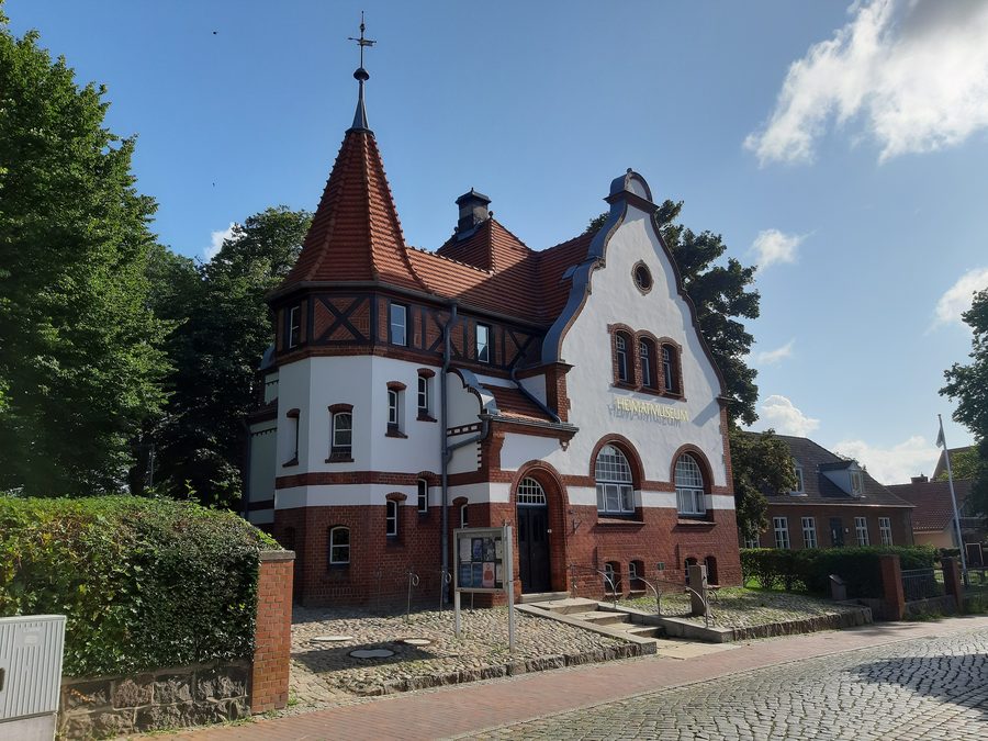 Local history museum in Heiligenhafen in a restored Art Nouveau building