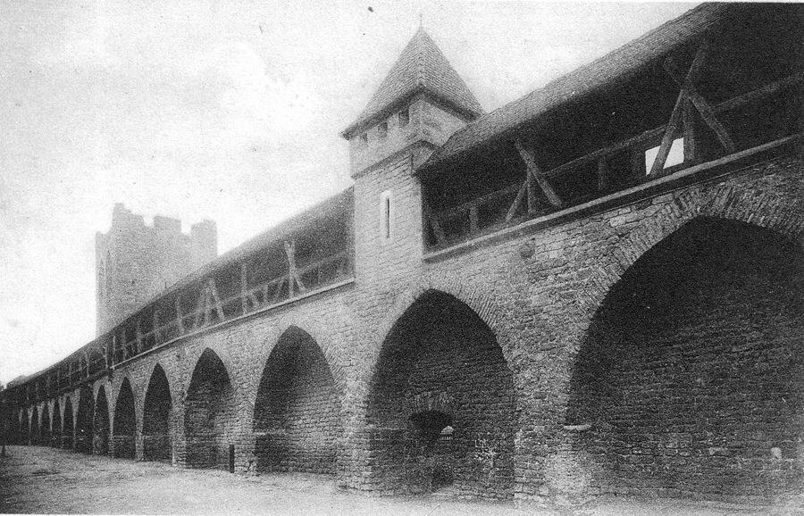 Historical view of the city wall of Worms on a postcard from around 1922