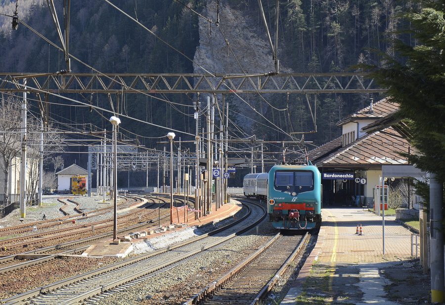 SFM3 train at Bardonecchia station