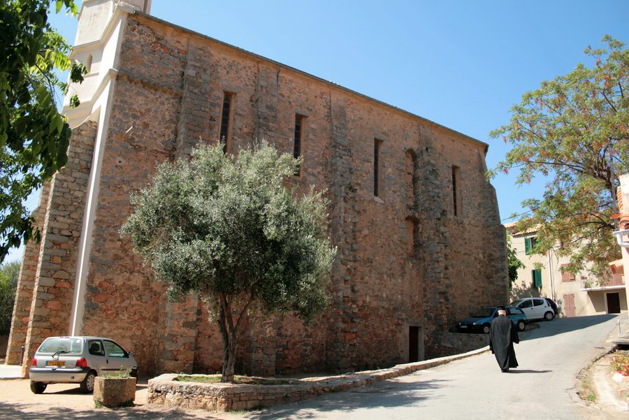 The Orthodox and Latin churches of Cargèse stand opposite each other.