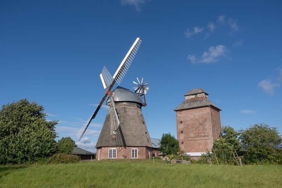 Hoffnung windmill in the Nübelfeld district of Steinbergkirche