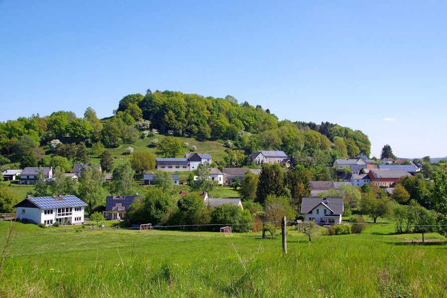 Basberg from the south with Katzenberg